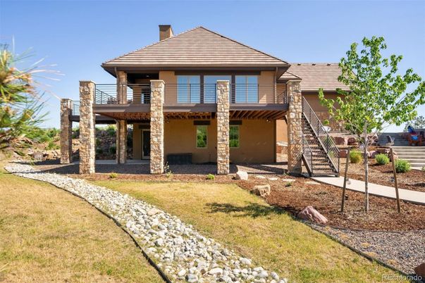Backyard, Exterior, Facade, Modern