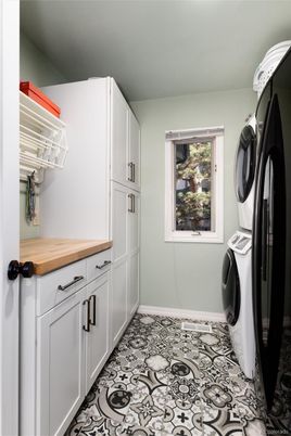 Interior, Washer
