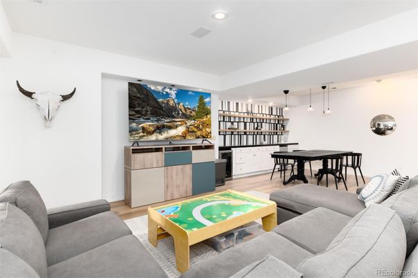 Dining room, Interior, Living room, Pendant Lights, Recessed Lighting, Wood Texture Flooring