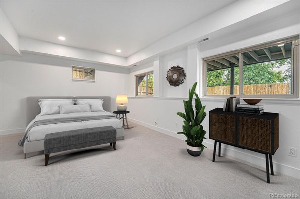 Bedroom, Interior, Recessed Lighting