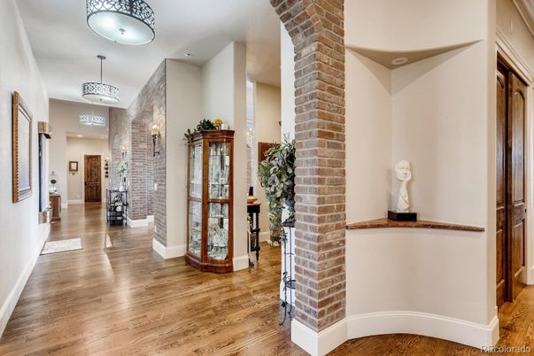 Interior, Pendant Lights, Stone Walls, Wood Texture Flooring