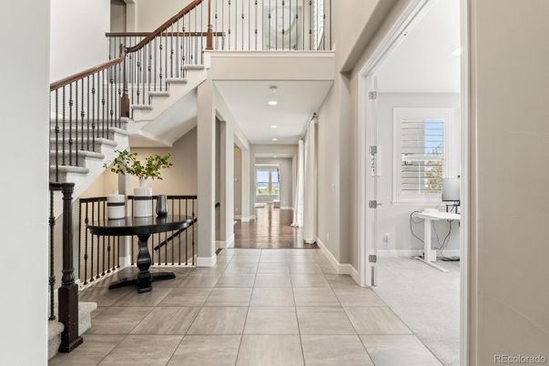 Interior, Recessed Lighting