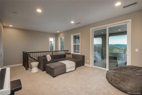 Interior, Living room, Recessed Lighting, Water