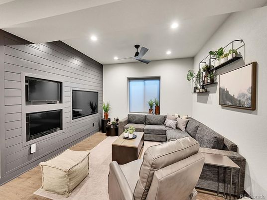 Interior, Living room, Recessed Lighting, Wood Texture Flooring
