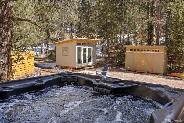 Exterior, Hot Tub