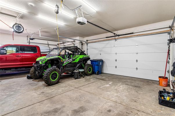 Garage, Interior