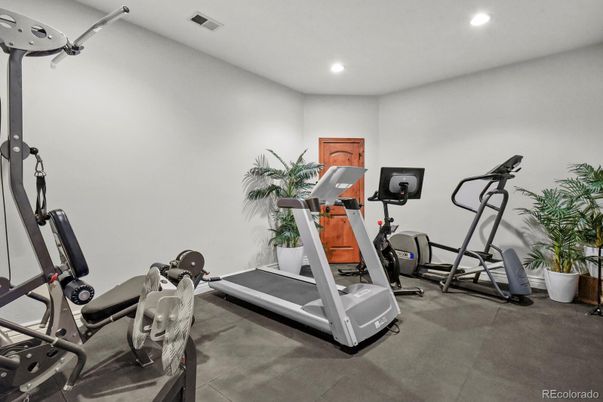 Fitness Equipment, Interior, Recessed Lighting