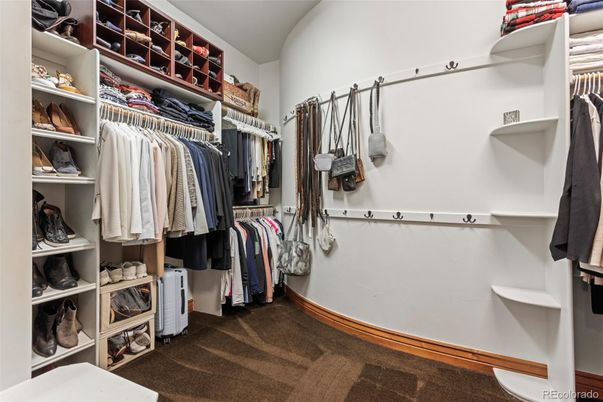 Interior, Walk-in Closets