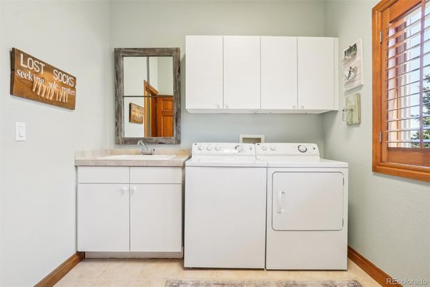 Interior, Washer