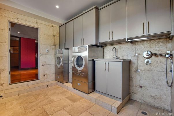 Interior, Recessed Lighting, Washer
