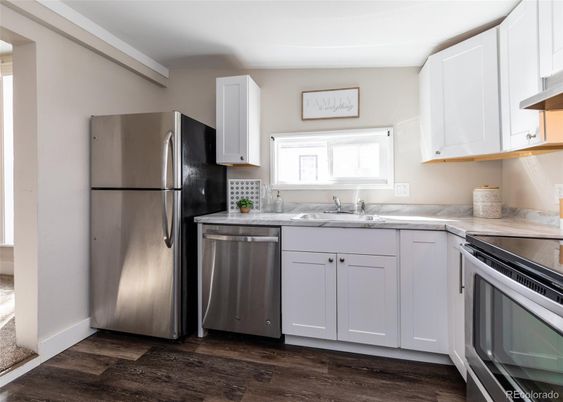 Interior, Kitchen, Stainless Steel Appliances, Wood Texture Flooring