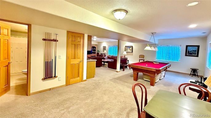 Billiard Table, Game Room, Interior, Living room, Pendant Lights, Recessed Lighting