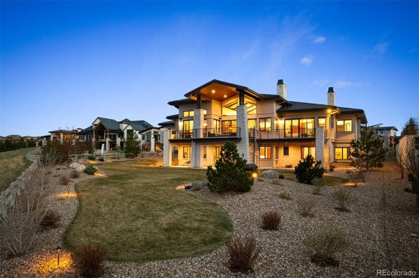 Backyard, Exterior, Facade, Modern