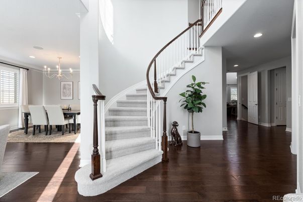Chandelier, Dining room, Interior, Pendant Lights, Recessed Lighting, Wood Texture Flooring