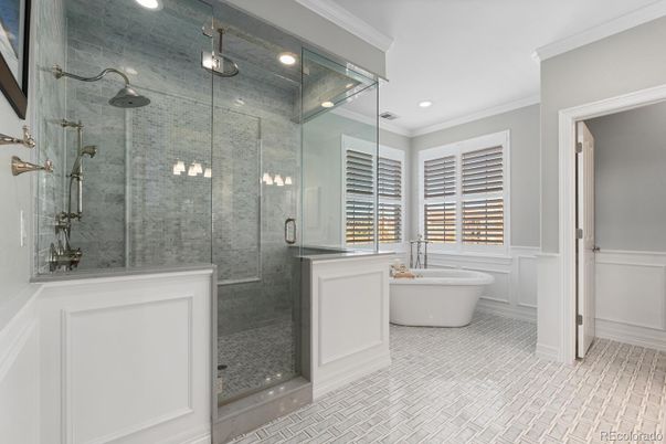 Bathroom, Dual Sink Vanities, Free Standing Baths, Glass Shower, Interior, Pendant Lights, Recessed Lighting
