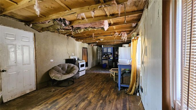 Interior, Washer, Wooden Beams, Wooden Ceilings, Wood Texture Flooring