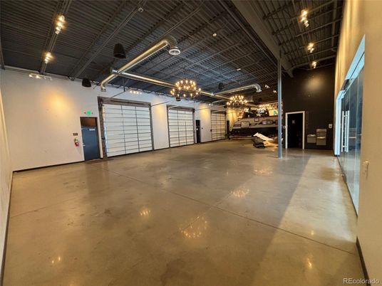 Garage, Interior