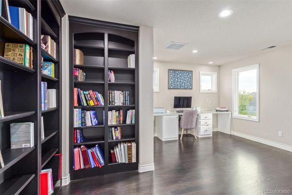 Home Office, Interior, Recessed Lighting, Wood Texture Flooring