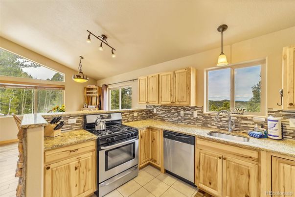 Interior, Kitchen, Pendant Lights, Stainless Steel Appliances