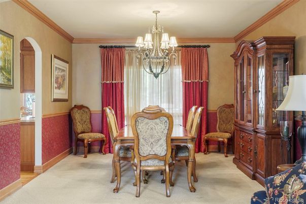 Chandelier, Dining room, Interior