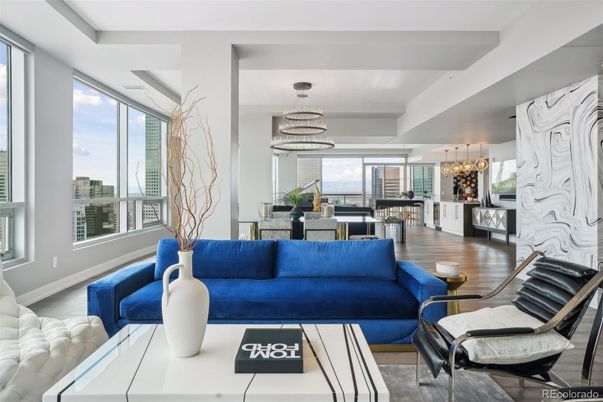 Chandelier, Dining room, Interior, Living room, Pendant Lights, Wood Texture Flooring