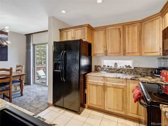 Dining room, Interior, Kitchen, Recessed Lighting