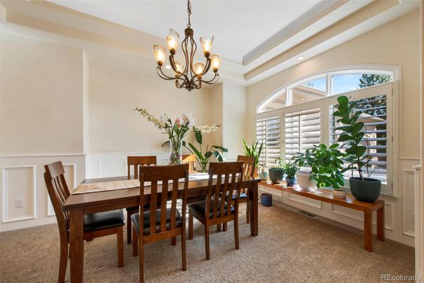 Chandelier, Dining room, Interior