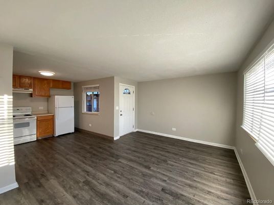 Empty room, Interior, Kitchen, Wood Texture Flooring