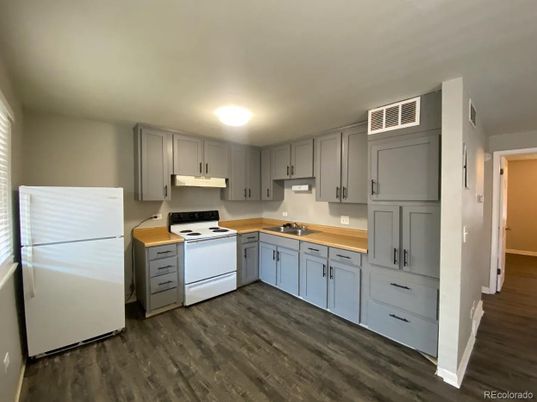 Interior, Kitchen, Wood Texture Flooring
