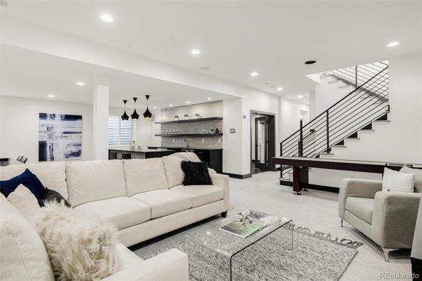 Dining room, Interior, Kitchen, Living room, Pendant Lights, Recessed Lighting