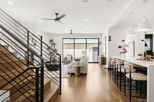 Interior, Living room, Pendant Lights, Recessed Lighting, Wood Texture Flooring
