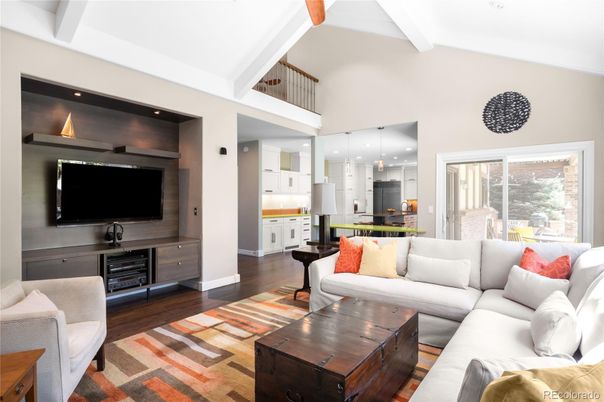 Interior, Kitchen, Living room, Pendant Lights, Recessed Lighting, Wood Texture Flooring