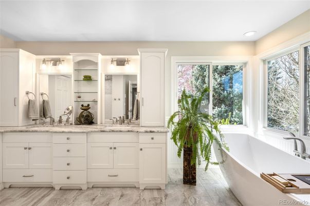 Bathroom, Dual Sink Vanities, Free Standing Baths, Interior, Marble, Recessed Lighting