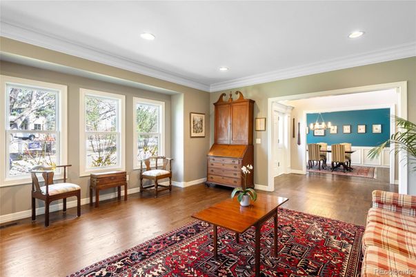 Chandelier, Dining room, Interior, Recessed Lighting, Wood Texture Flooring