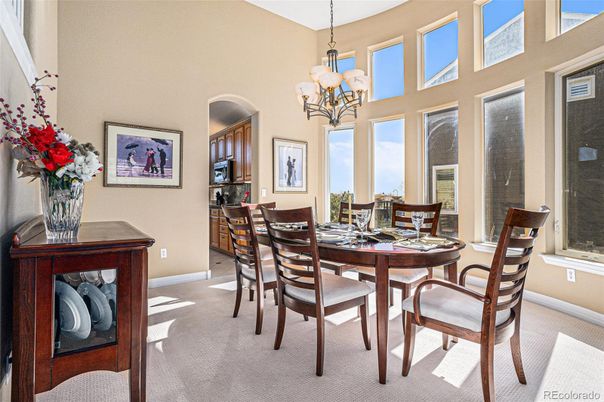 Chandelier, Dining room, Interior