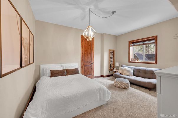 Bedroom, Interior, Pendant Lights