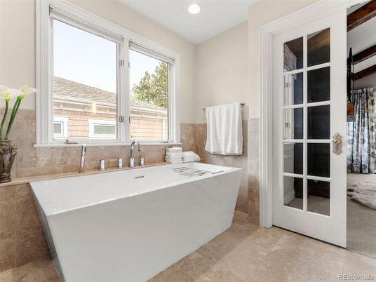 Bathroom, Free Standing Baths, Interior, Recessed Lighting
