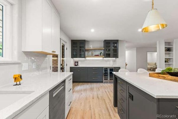 Interior, Kitchen, Pendant Lights, Recessed Lighting, Wood Texture Flooring