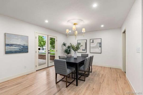 Chandelier, Dining room, Interior, Recessed Lighting, Wood Texture Flooring