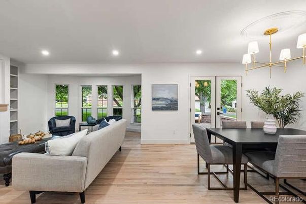 Dining room, Interior, Living room, Pendant Lights, Recessed Lighting, Wood Texture Flooring