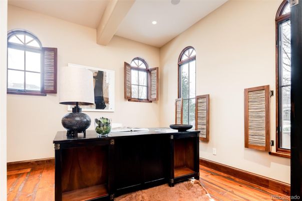 Home Office, Interior, Recessed Lighting, Wood Texture Flooring