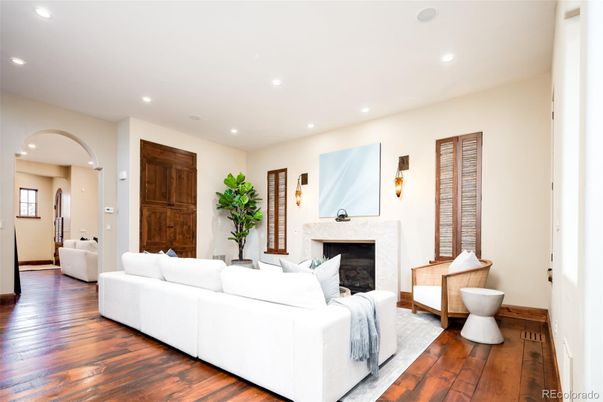 Fireplace, Interior, Living room, Recessed Lighting, Wood Texture Flooring