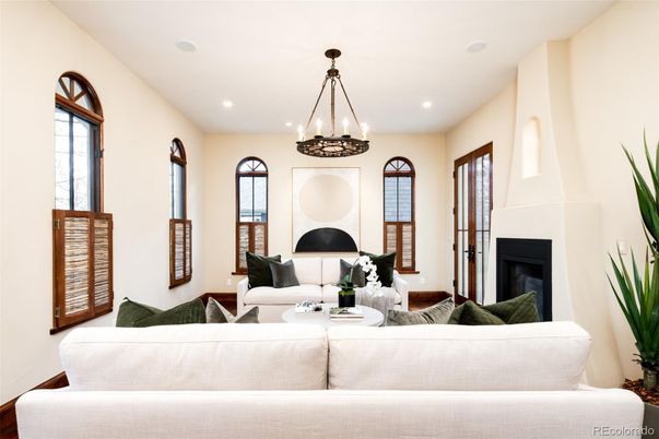 Fireplace, Interior, Living room, Pendant Lights, Recessed Lighting