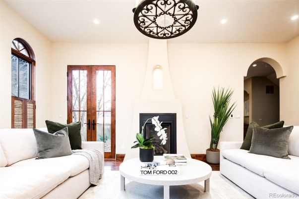 Fireplace, Interior, Recessed Lighting