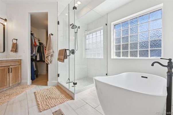 Bathroom, Free Standing Baths, Glass Shower, Interior, Recessed Lighting