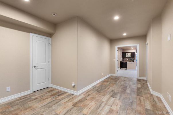 Empty room, Interior, Recessed Lighting, Wood Texture Flooring