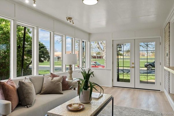 Interior, Living room, Sun Room, Wood Texture Flooring