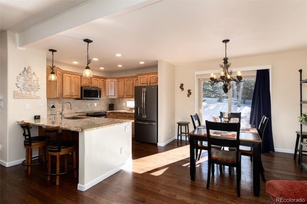 Chandelier, Dining room, Interior, Kitchen, Pendant Lights, Recessed Lighting, Wood Texture Flooring