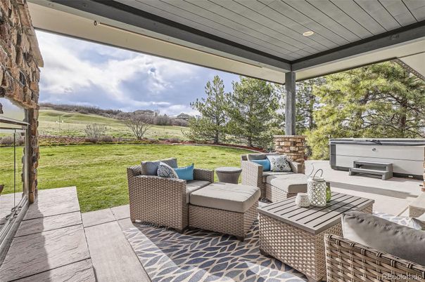 Backyard, Exterior, Hot Tub