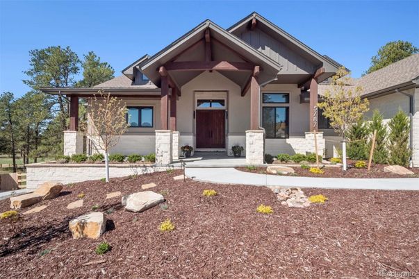Exterior, Facade, American Craftsman
